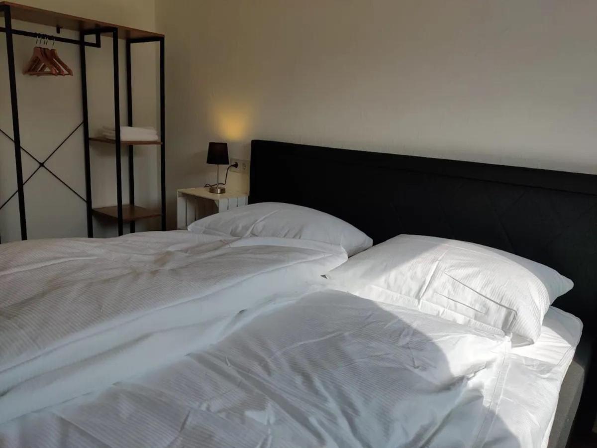 Appartement With Private Parking Lot