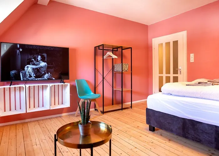 Central Apartments With Private Parking Lot