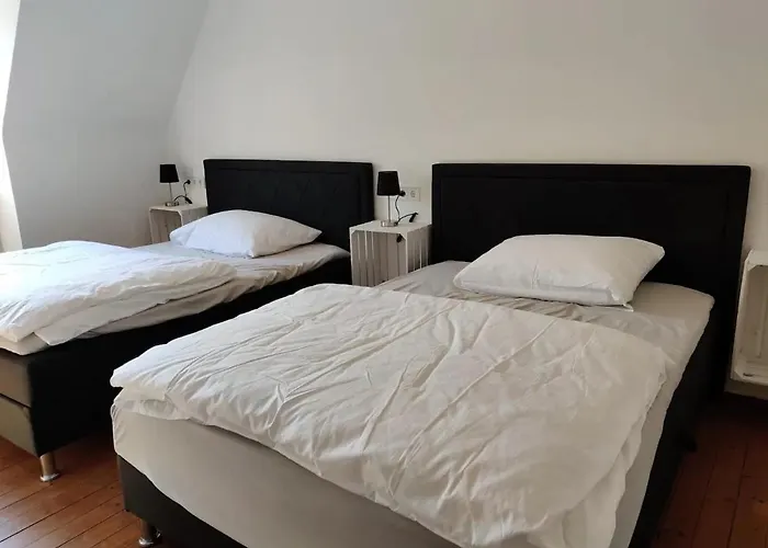 Central Apartments With Private Parking Lot